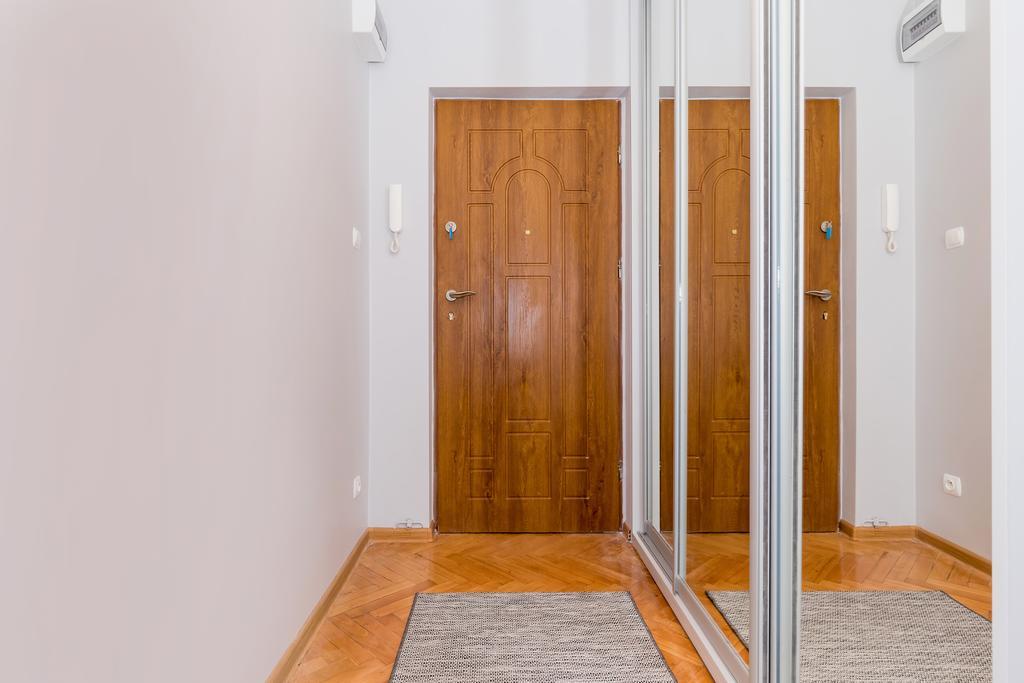 Spokojny Apartament Przy Parku Chopina By Noclegi Renters Świnoujście Exteriör bild