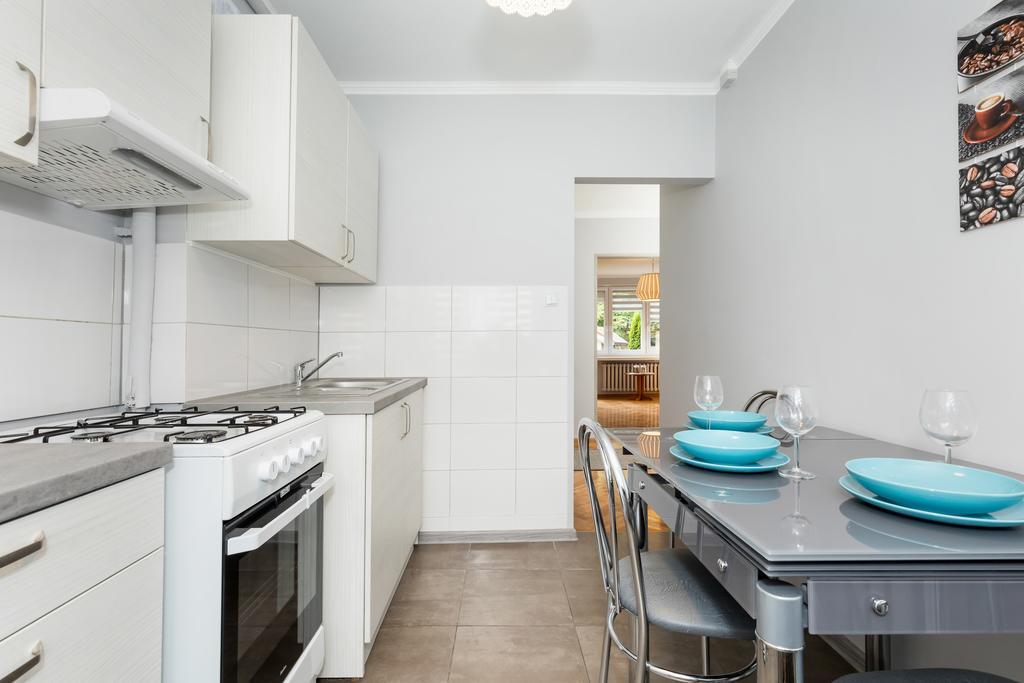 Spokojny Apartament Przy Parku Chopina By Noclegi Renters Świnoujście Exteriör bild