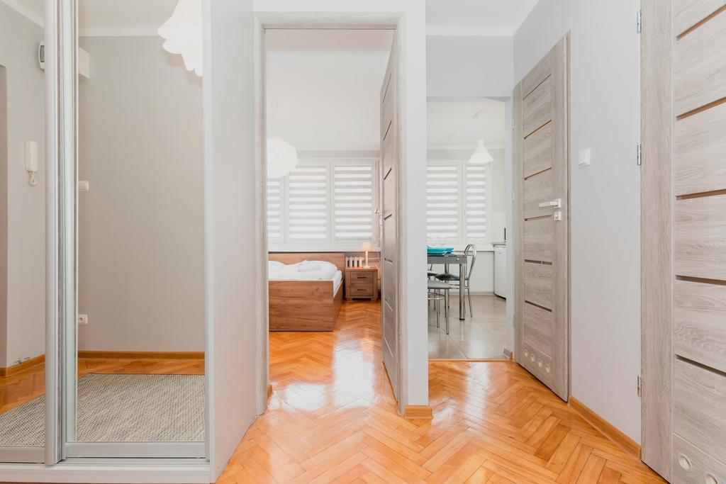 Spokojny Apartament Przy Parku Chopina By Noclegi Renters Świnoujście Exteriör bild