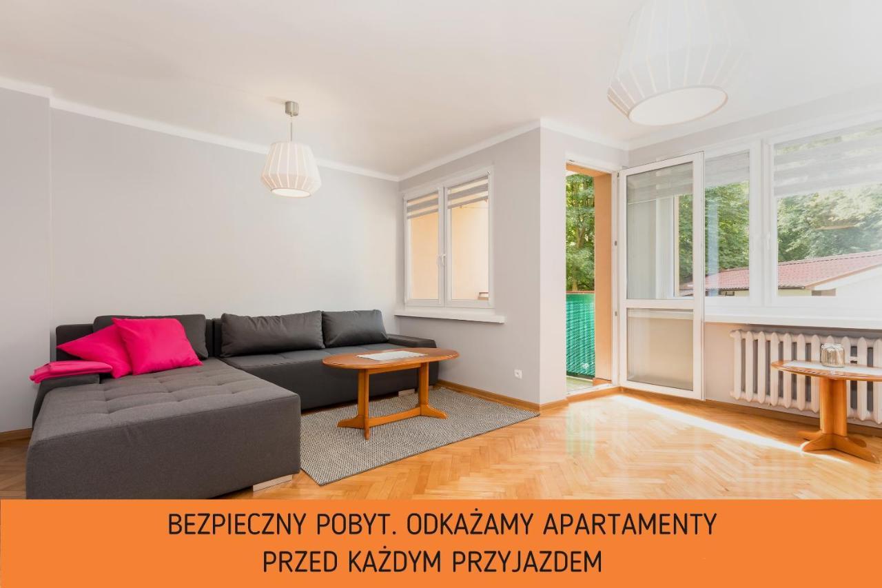 Spokojny Apartament Przy Parku Chopina By Noclegi Renters Świnoujście Exteriör bild